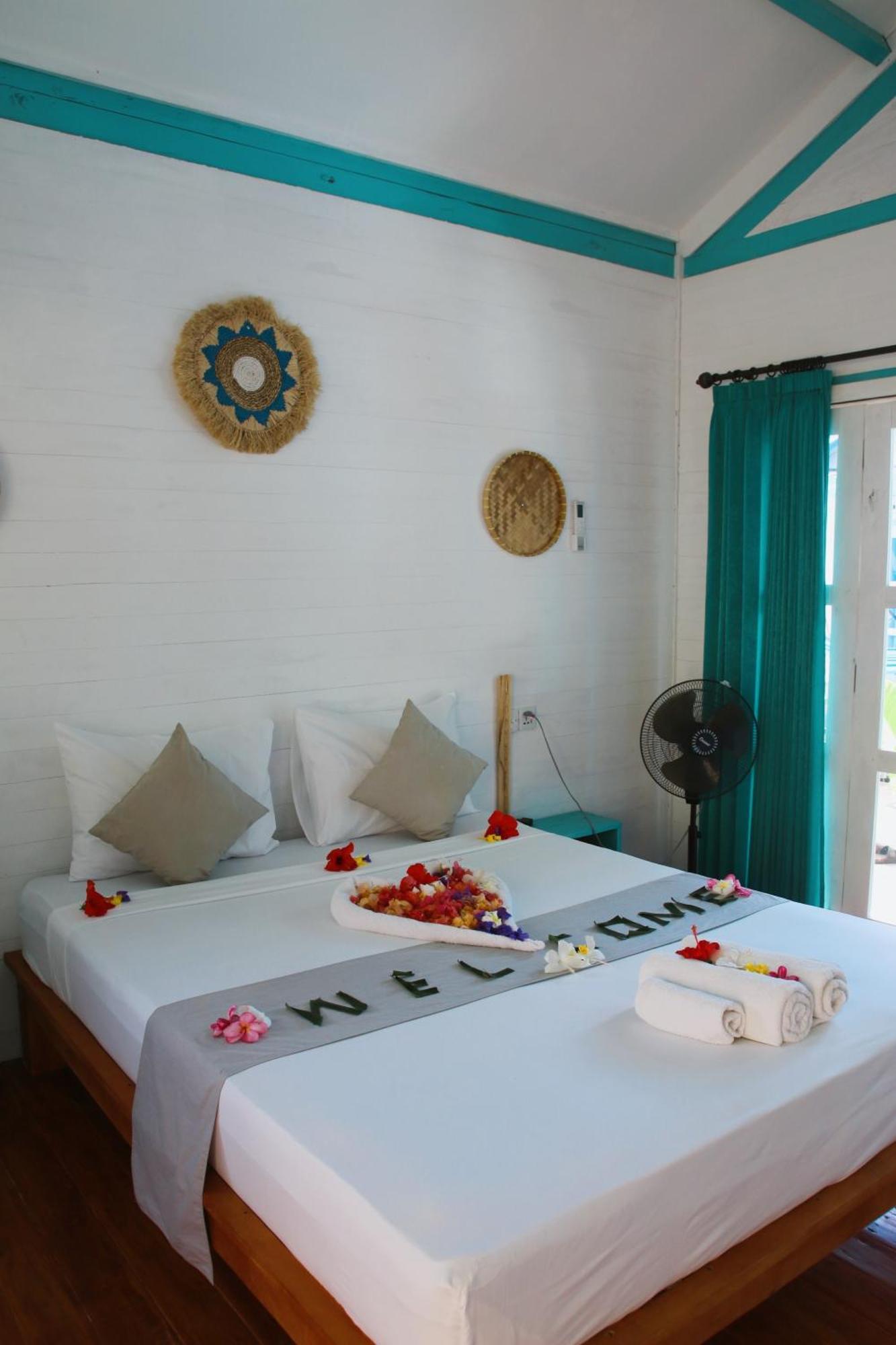 Bed and Breakfast Casa Kapuas Гили Траванган Экстерьер фото